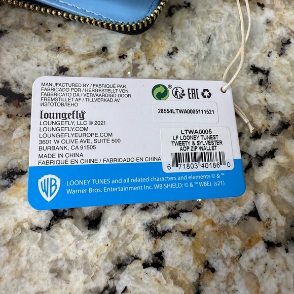 Warner Bros. Blue Wallet - Picture 7 of 7